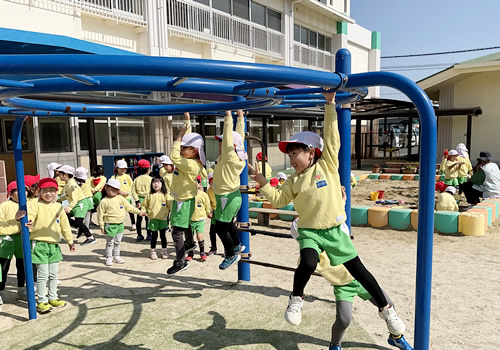 健康で元気な子供